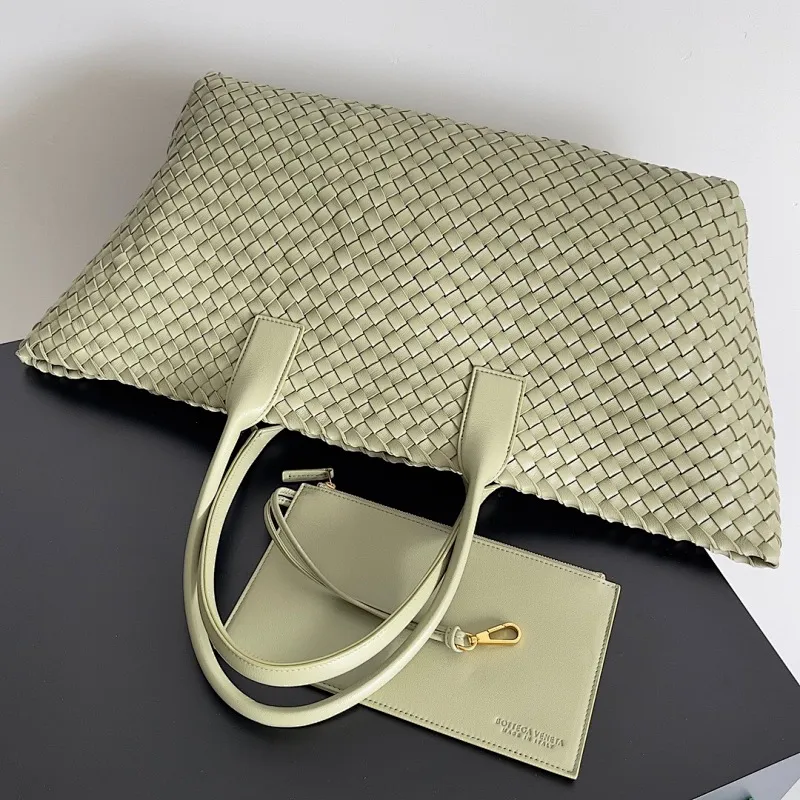 All categories 💚 Authentic bags 💚 BV 2025 new BV handbags